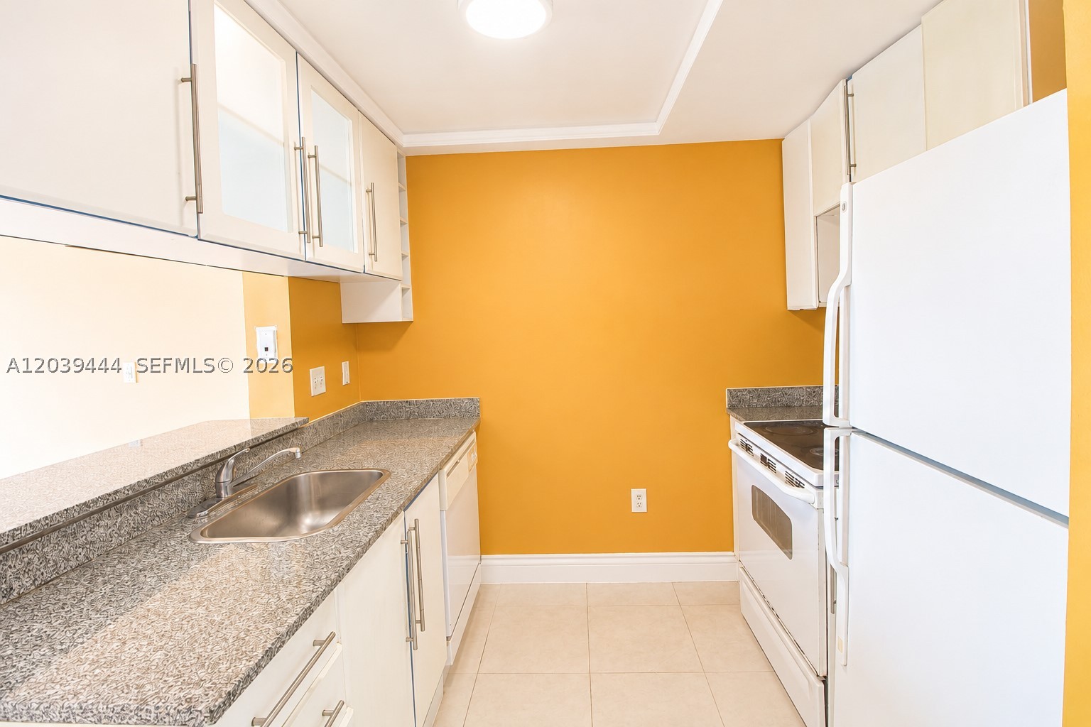 1800 BISCAYNE PLAZA CONDO - Residential