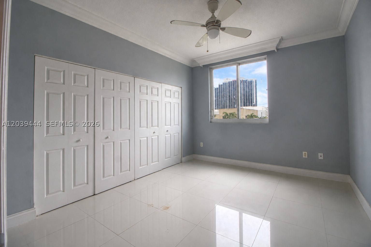 1800 BISCAYNE PLAZA CONDO - Residential