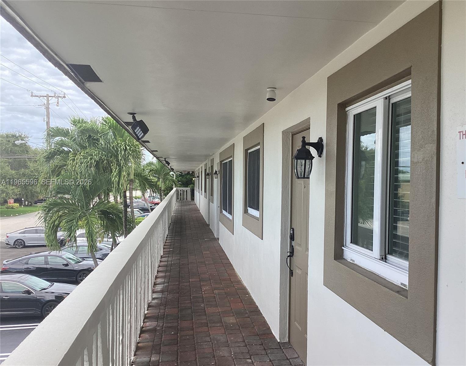 POMPANO BEACH VIEW CONDO - Residential