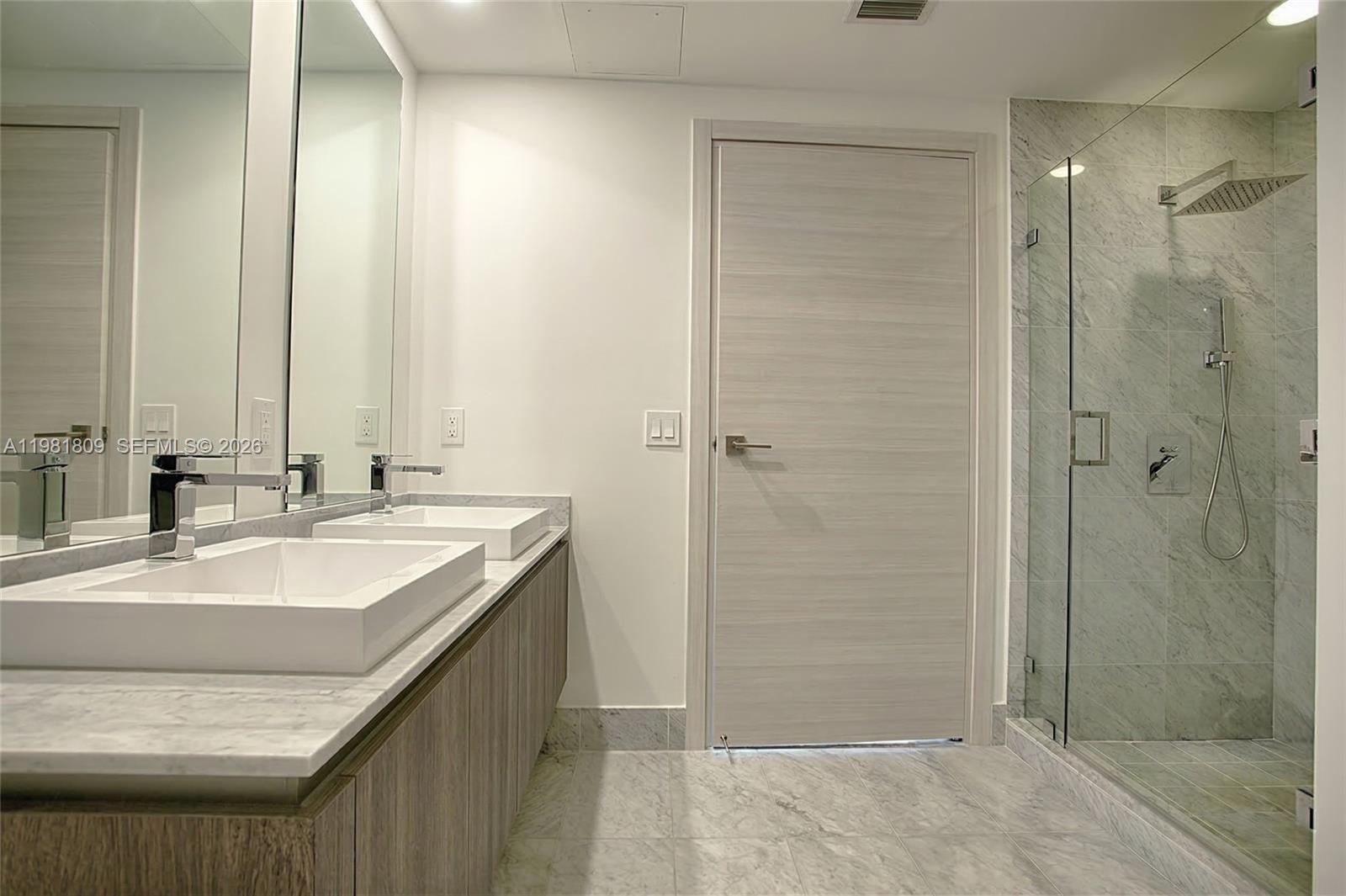 801 SMA RESIDENCES CONDO - Residential