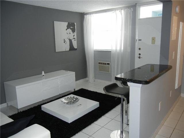 COLLINS VIEW CONDO - Residential Lease