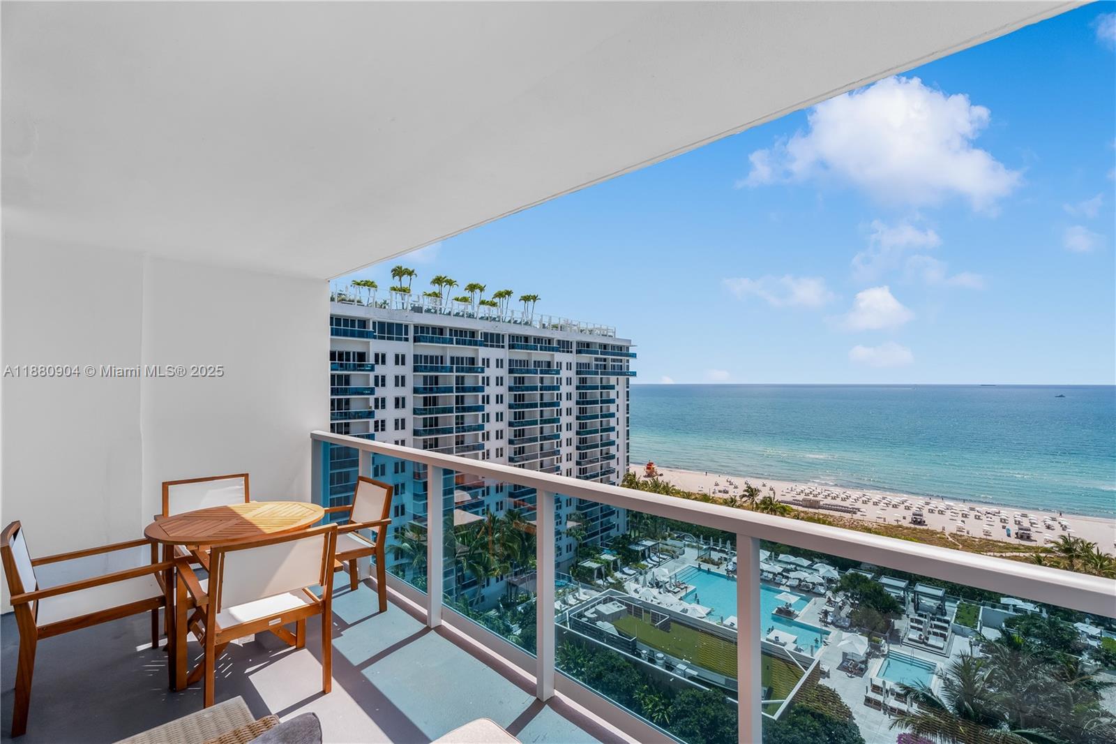 RONEY PALACE CONDO - Residential