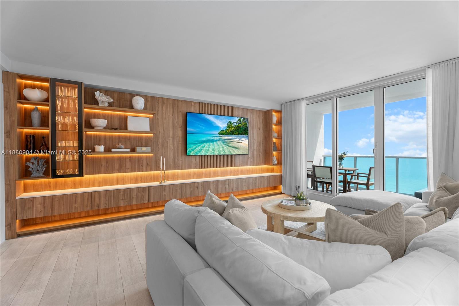 RONEY PALACE CONDO - Residential