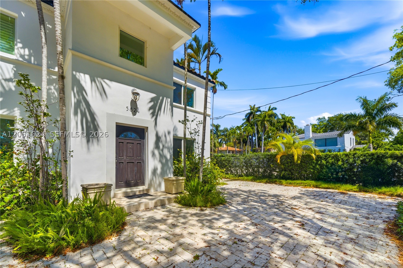 LA GORCE GOLF SUB - Residential Lease