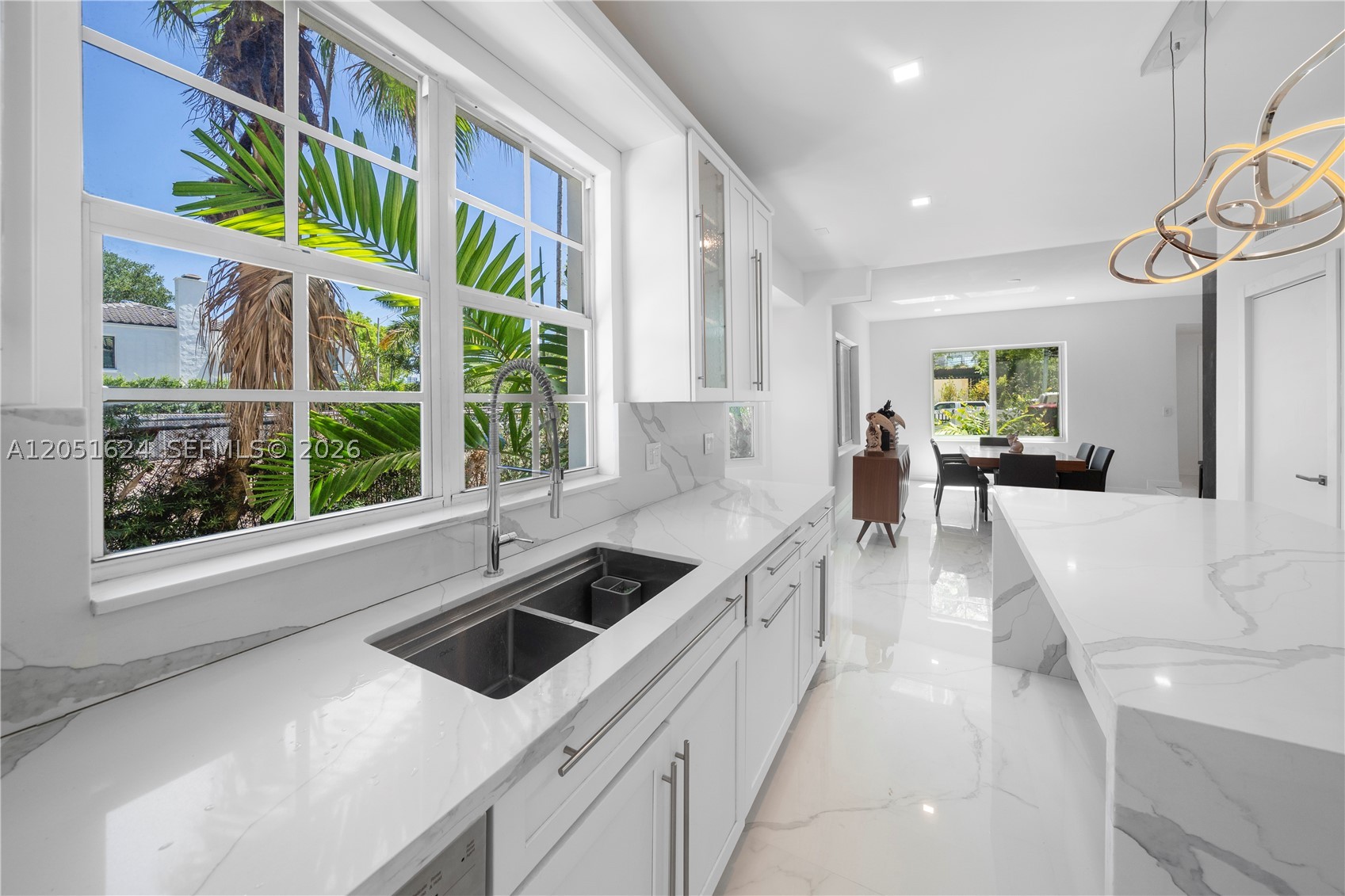 LA GORCE GOLF SUB - Residential Lease