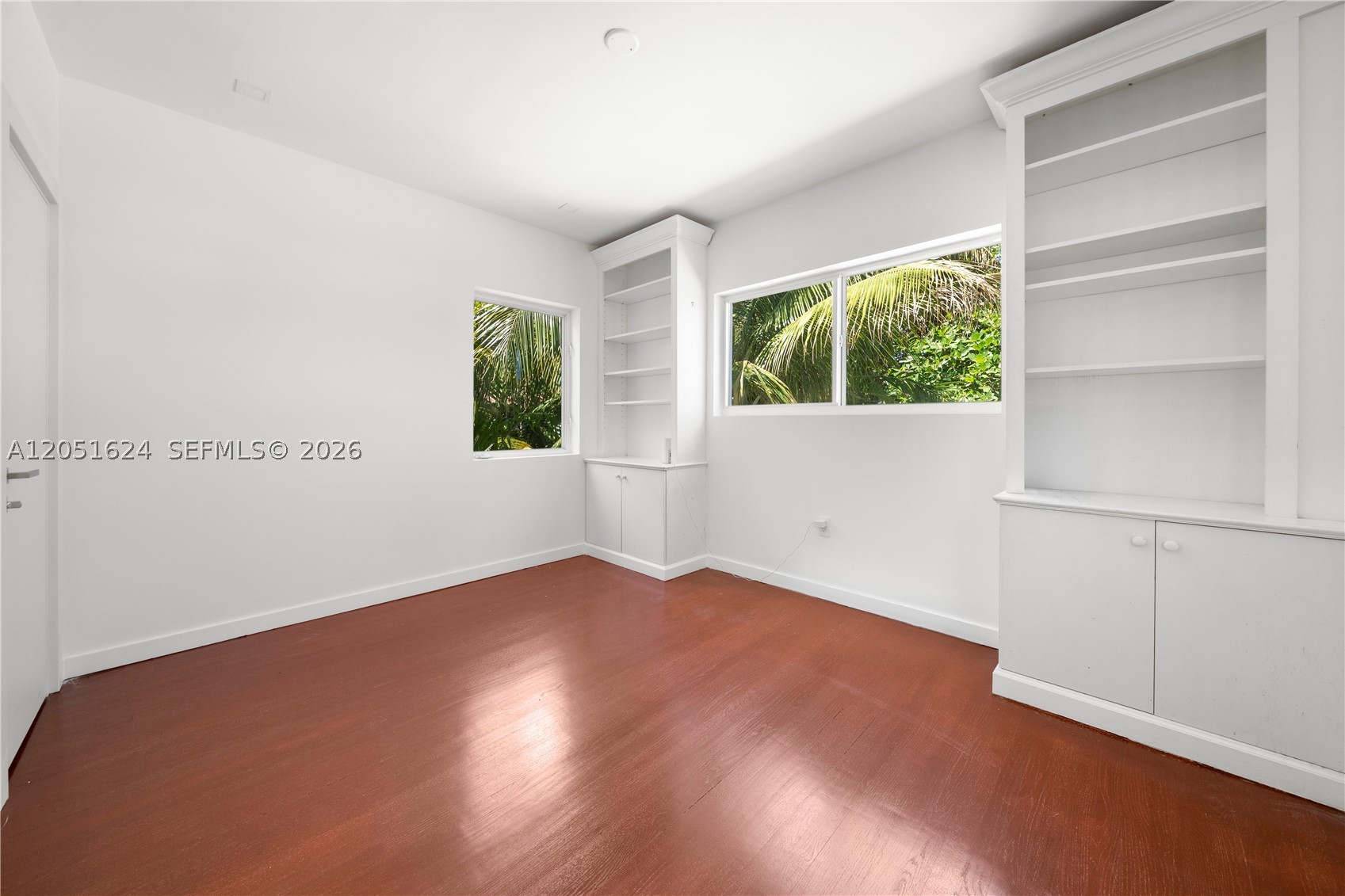 LA GORCE GOLF SUB - Residential Lease
