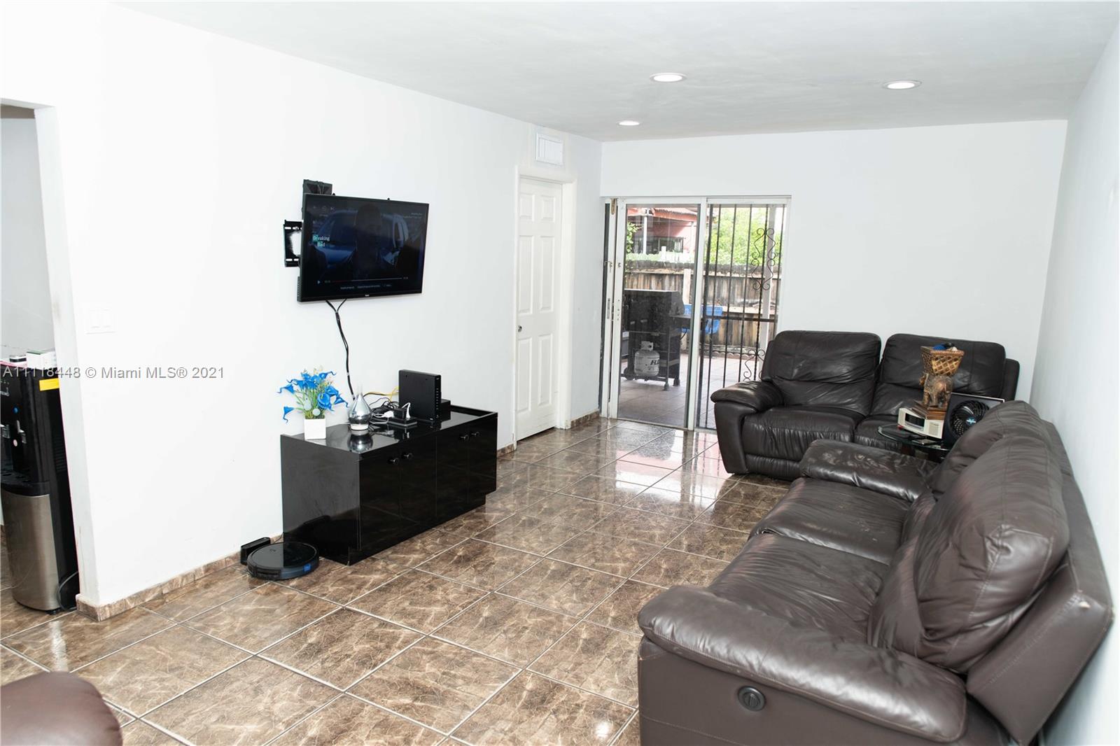 2ND ADDN TO PALM SPRINGS - Residential