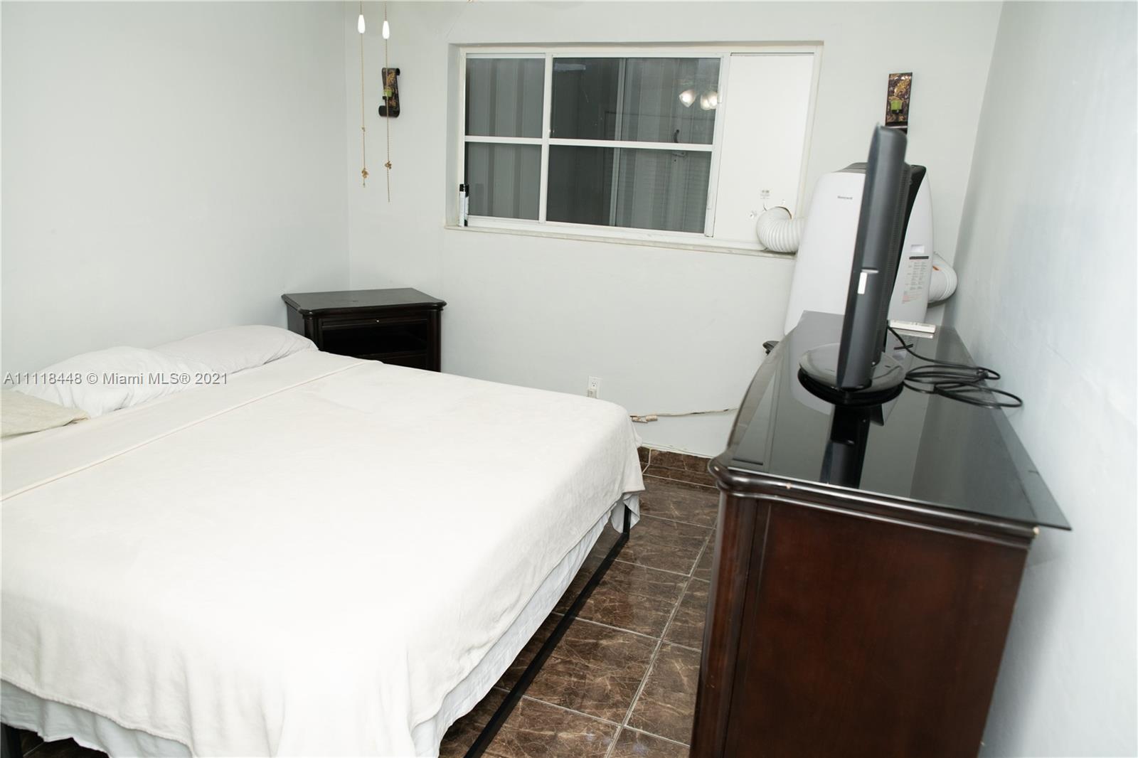 2ND ADDN TO PALM SPRINGS - Residential