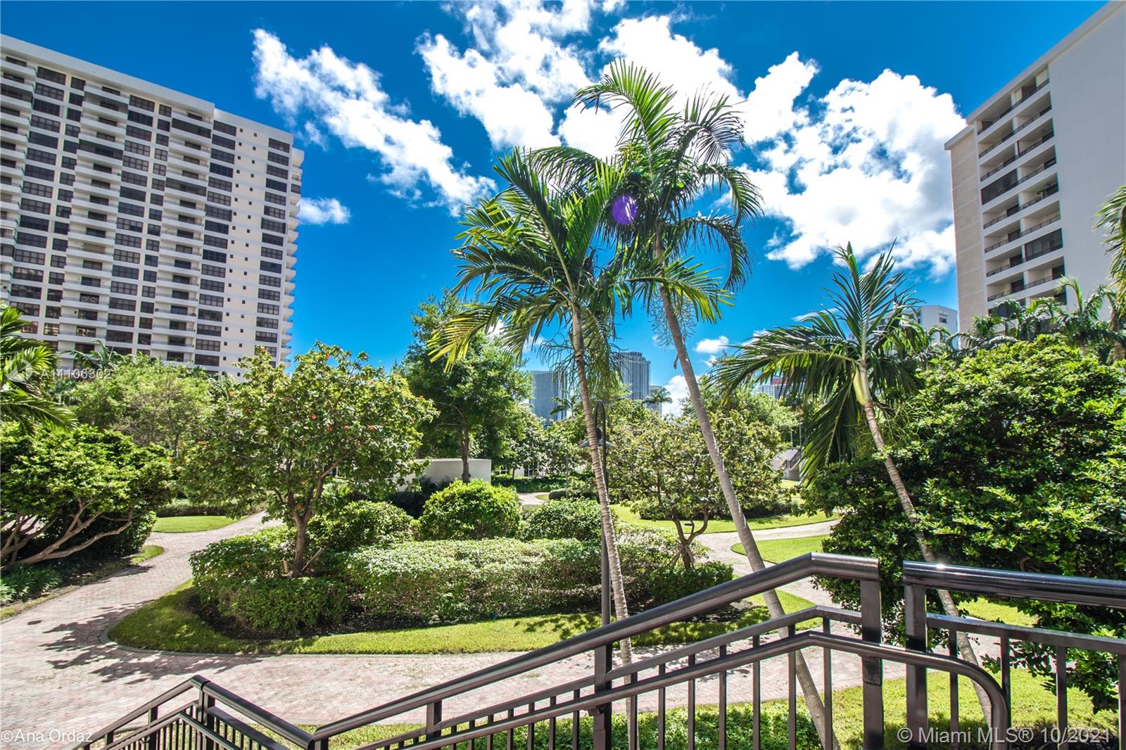 OLYMPUS CONDO - Residential