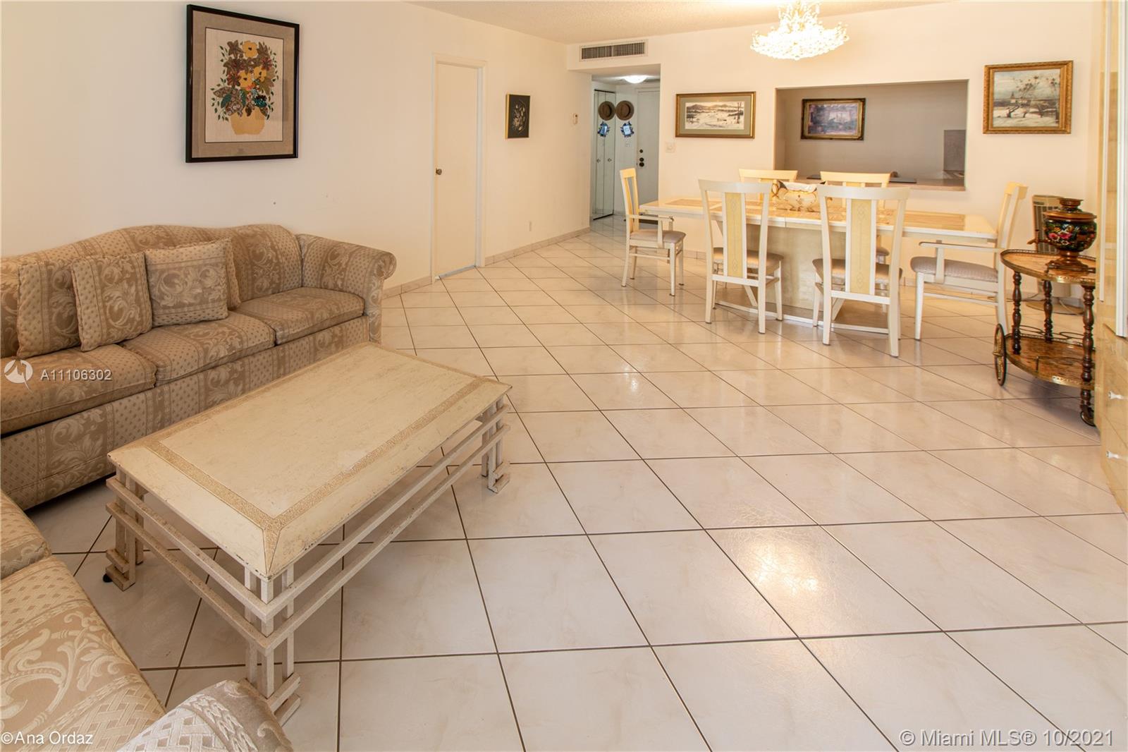 OLYMPUS CONDO - Residential