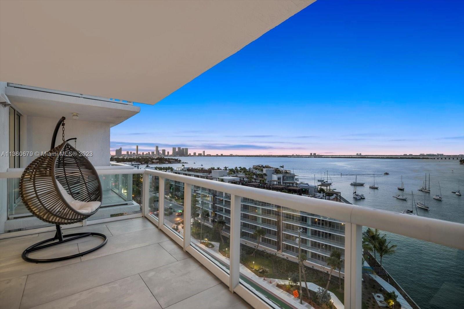 THE GRAND VENETIAN CONDO - Residential
