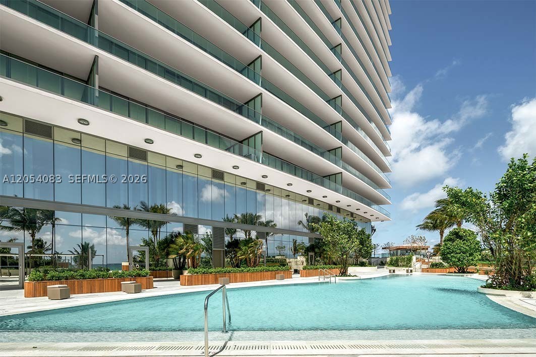 18975 COLLINS CONDO - Residential Lease