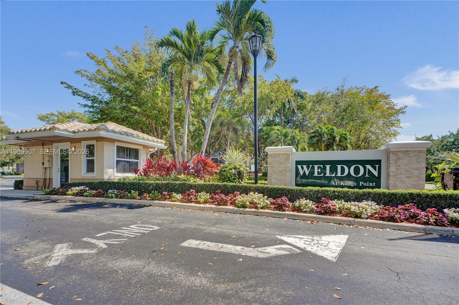 WELDON CONDOMINIUM G - Residential
