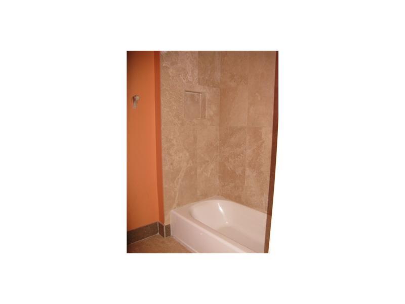 PALM VILLAS CONDO INC - Residential Lease