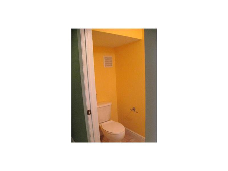 PALM VILLAS CONDO INC - Residential Lease