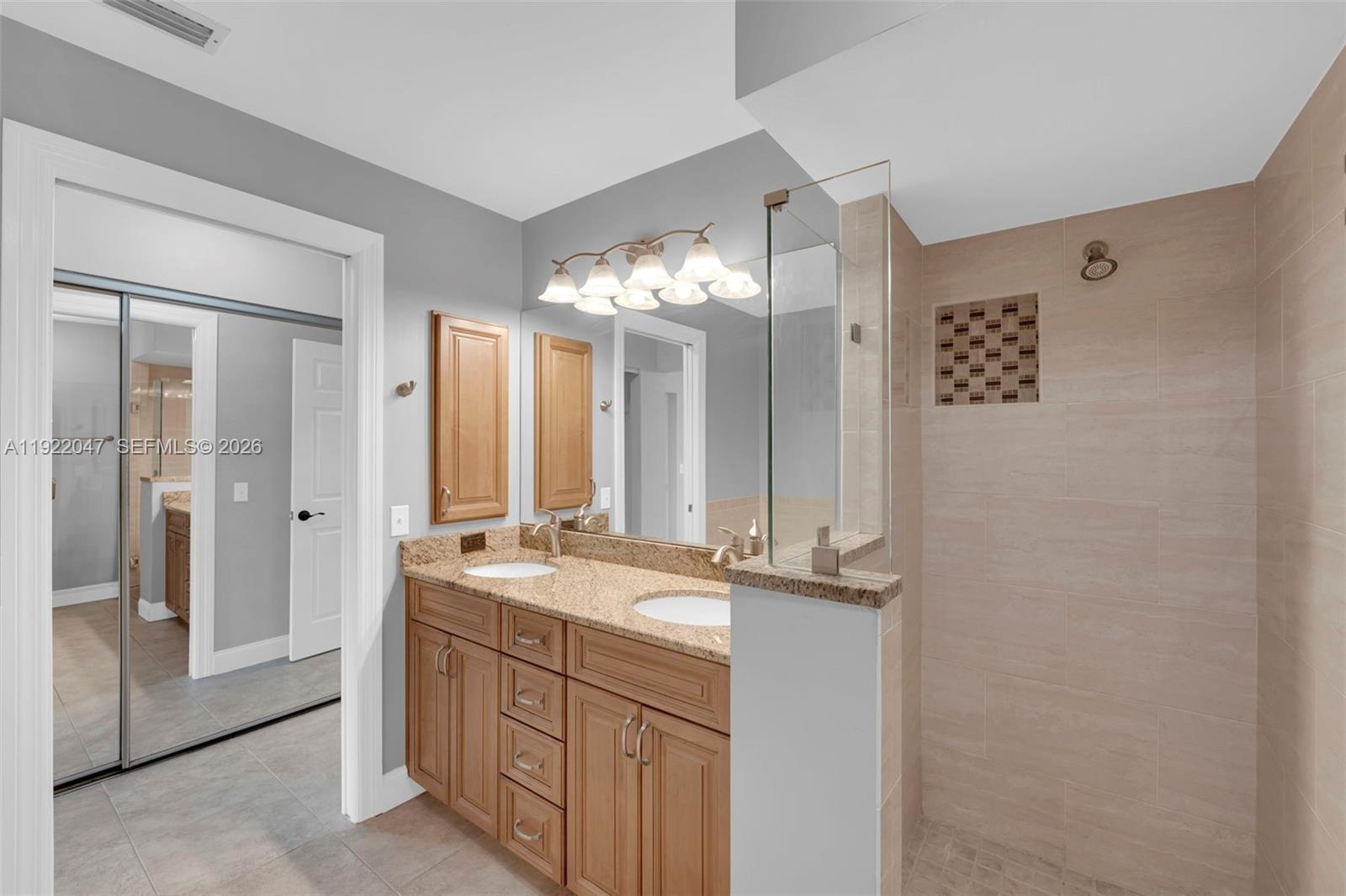 EAGLE RIDGE - Residential