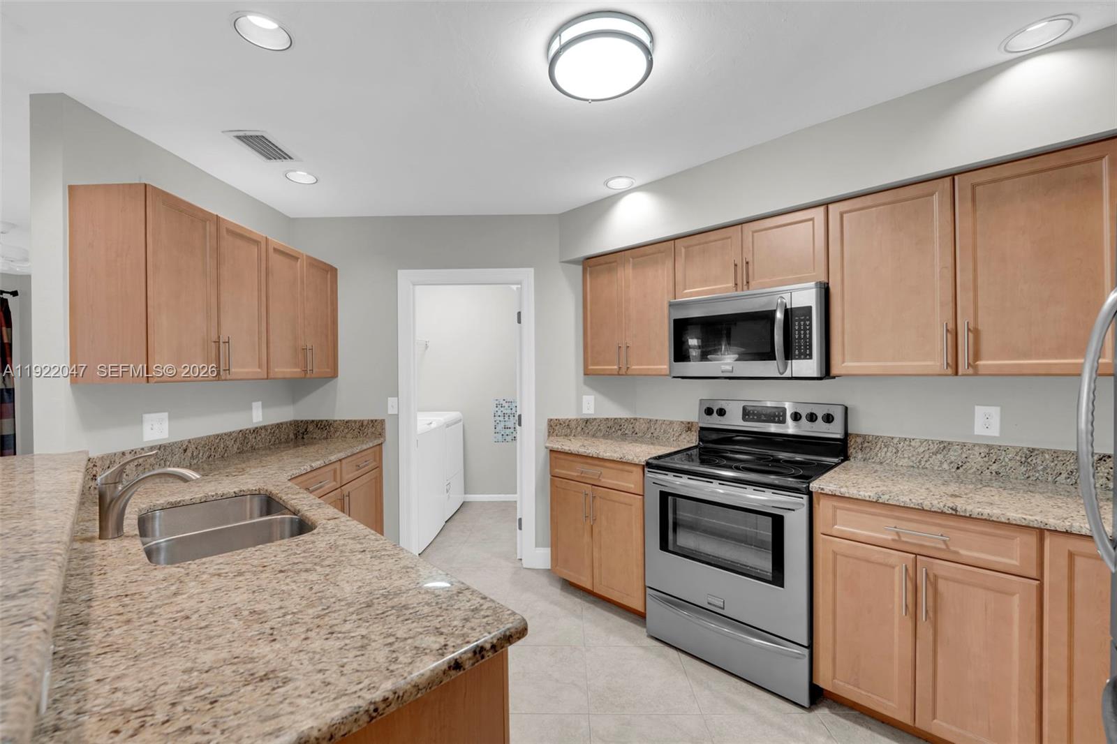 EAGLE RIDGE - Residential