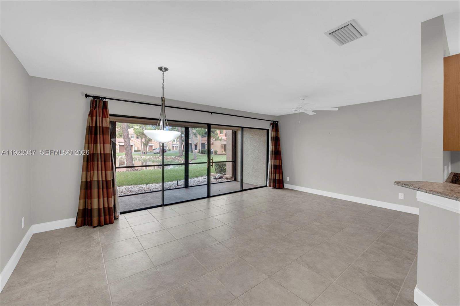 EAGLE RIDGE - Residential
