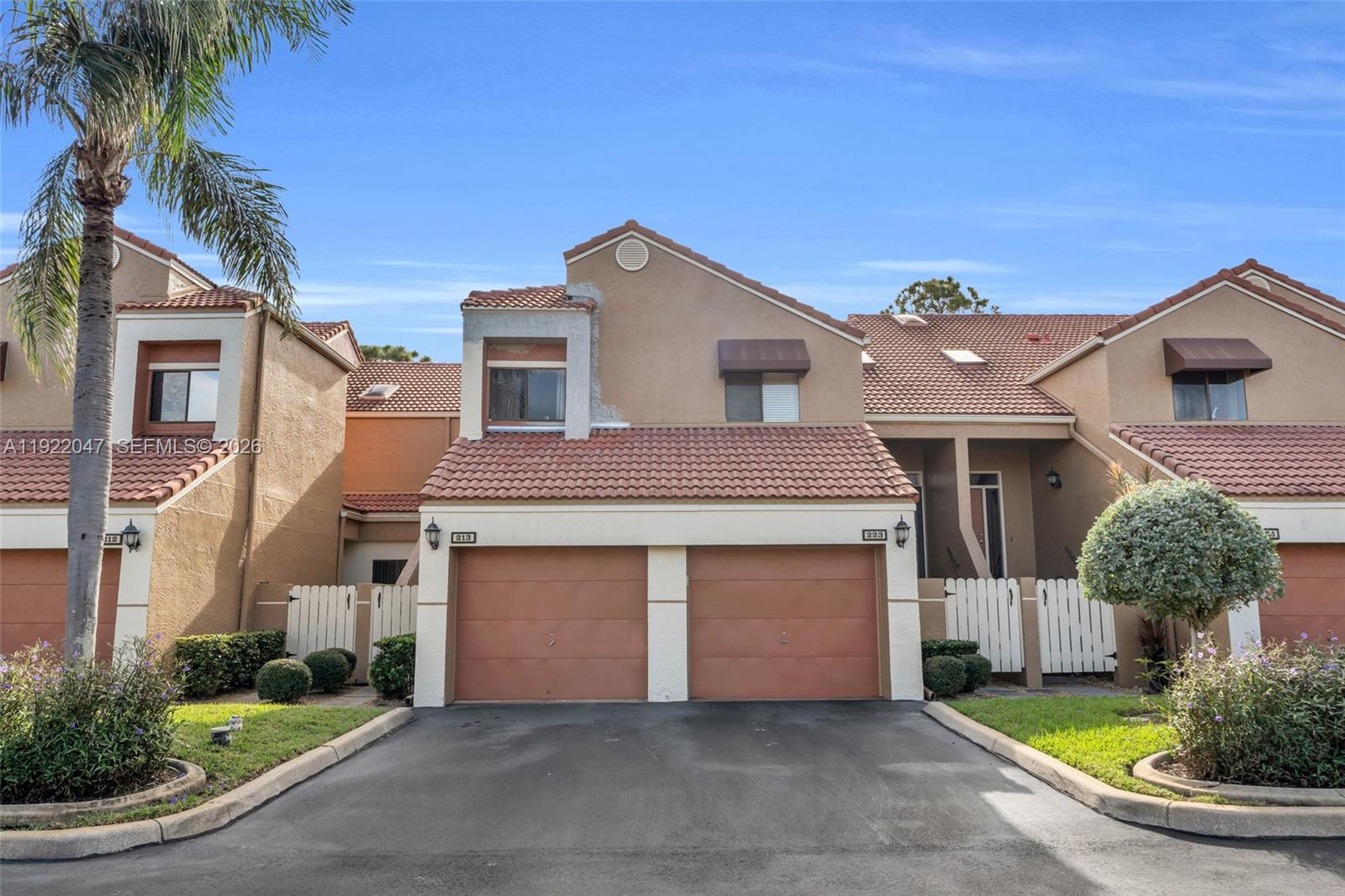 EAGLE RIDGE - Residential