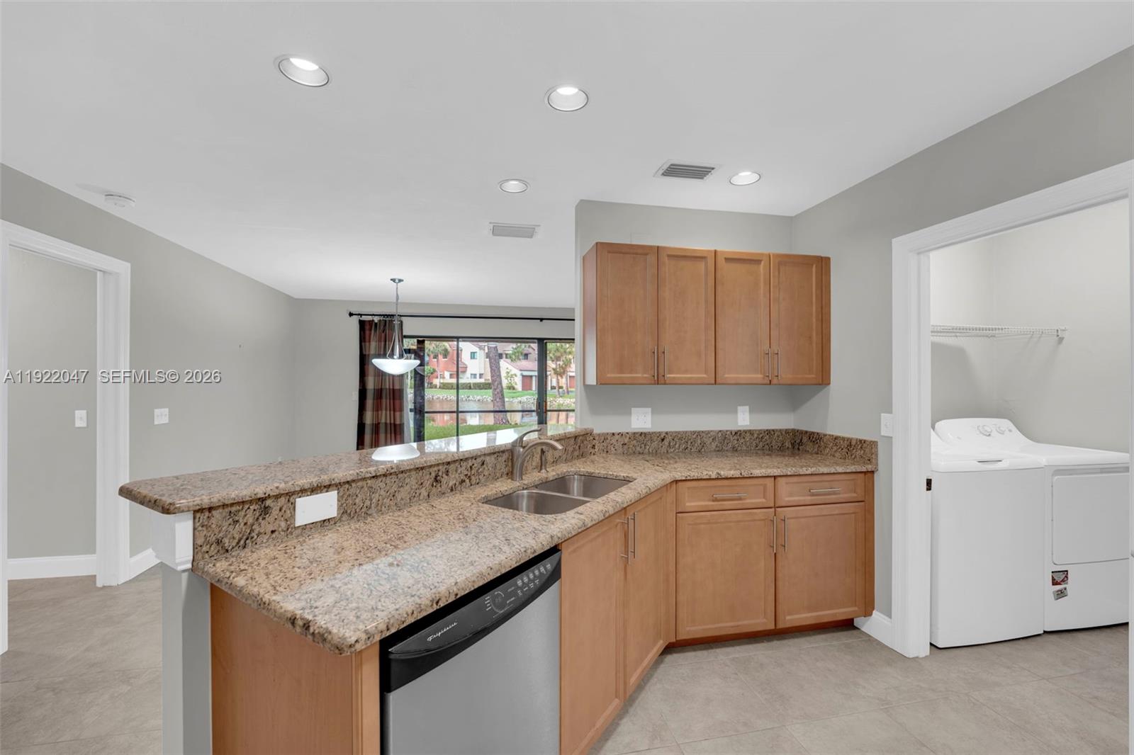 EAGLE RIDGE - Residential