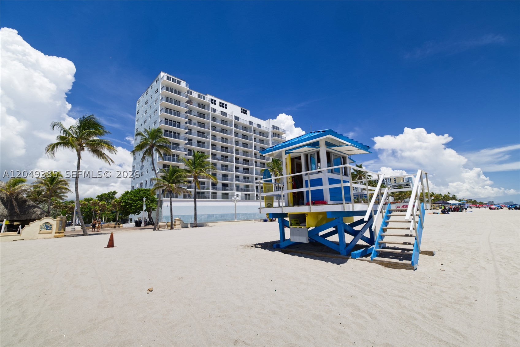 EDGEWATER BEACH TOWERS CO - Residential