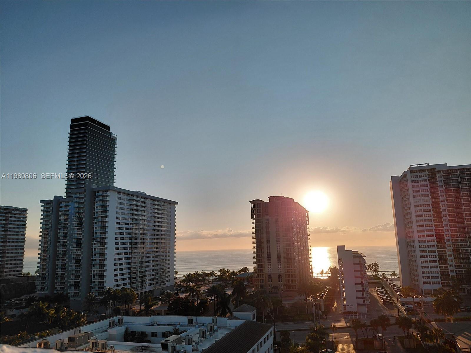 ASHLEIGH HOUSE CONDO - Residential