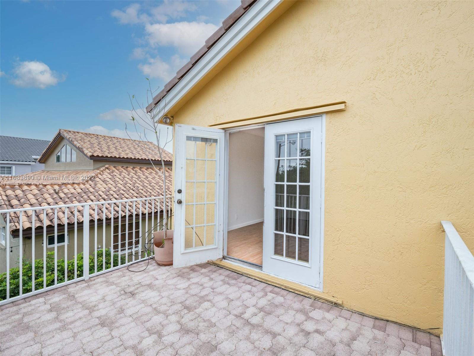 PRESERVE ESTATES - Residential