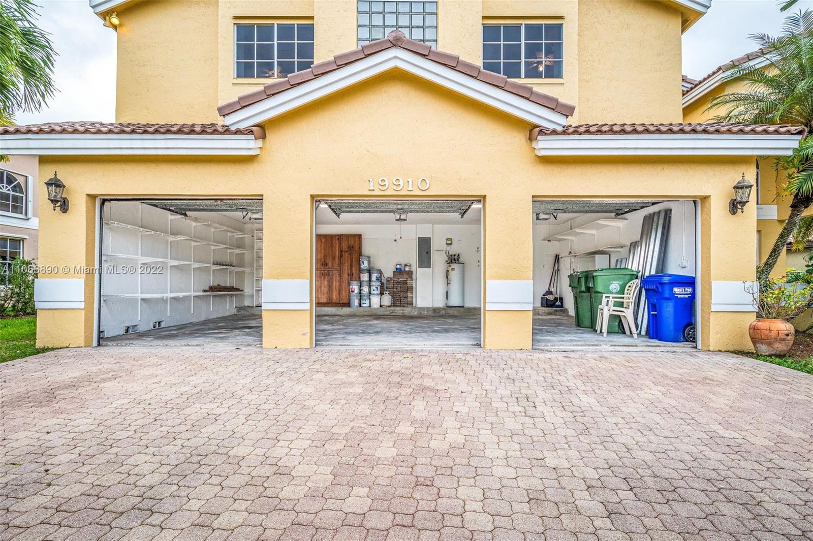 PRESERVE ESTATES - Residential