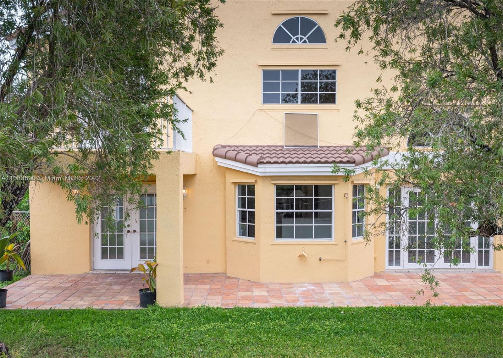 PRESERVE ESTATES - Residential