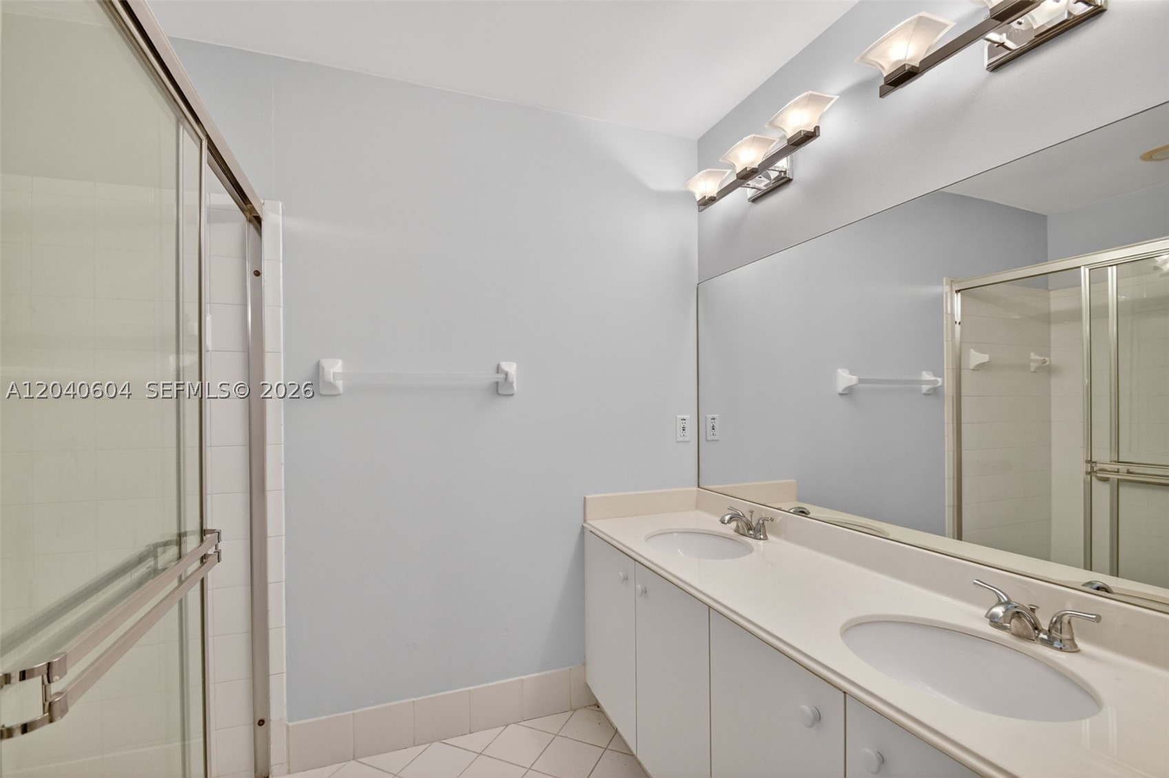 SAUSALITO PLACE - Residential