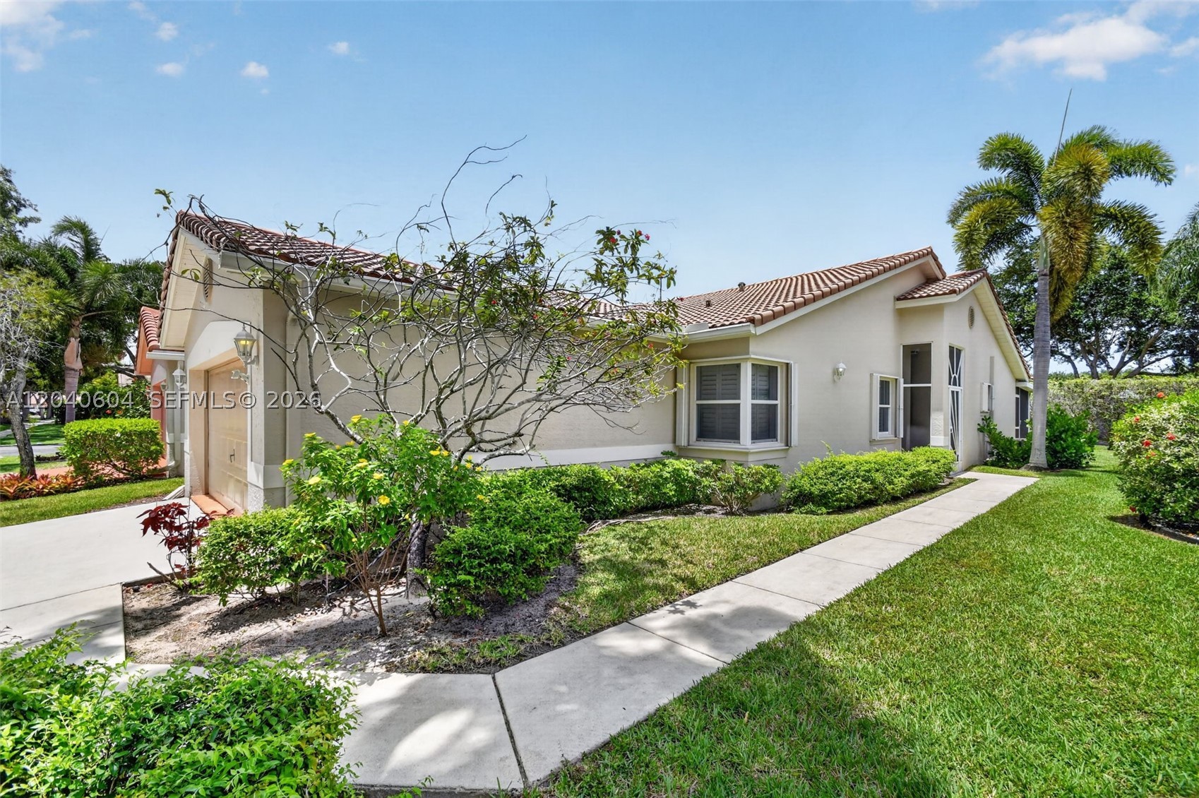 SAUSALITO PLACE - Residential