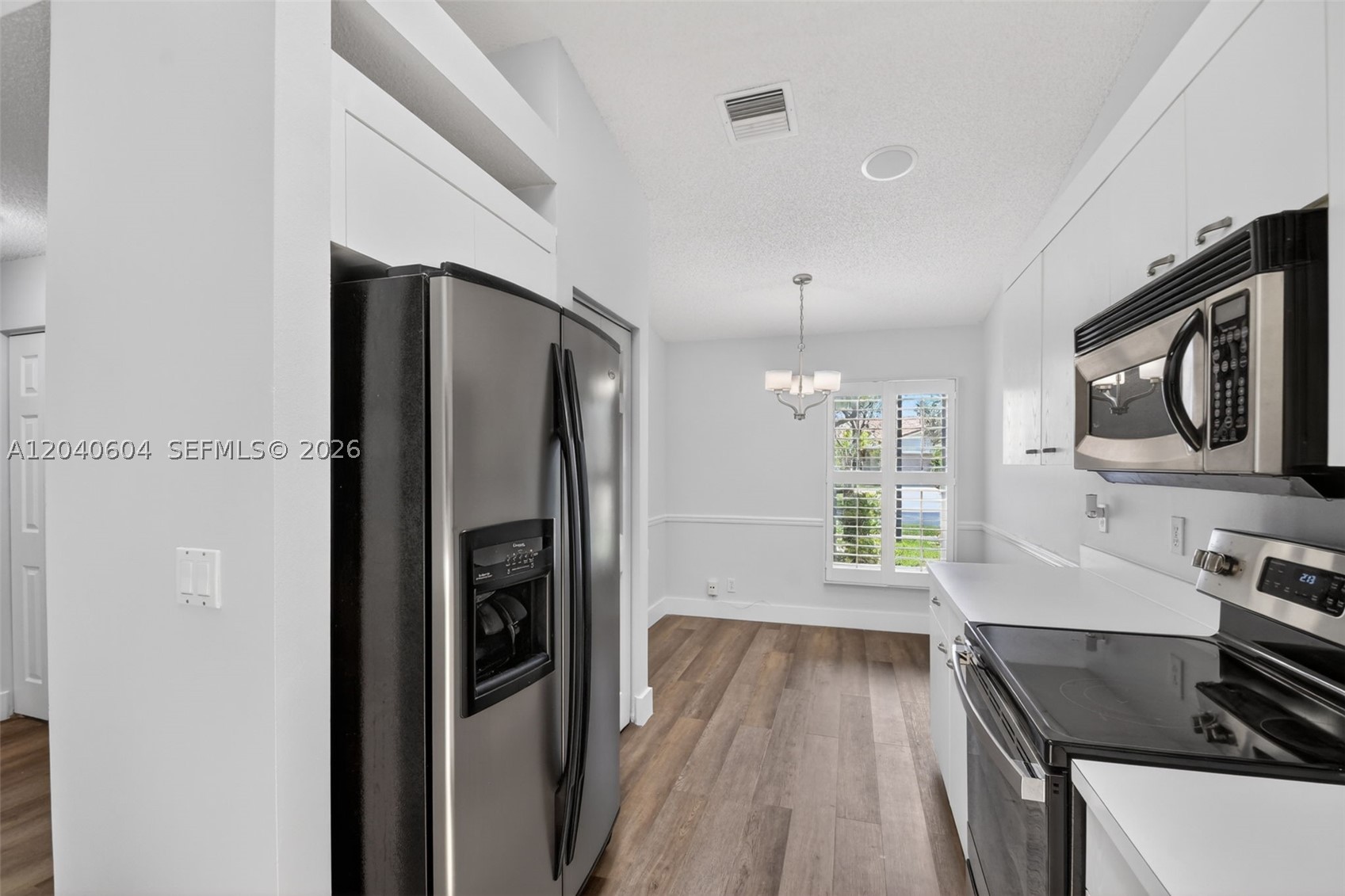 SAUSALITO PLACE - Residential
