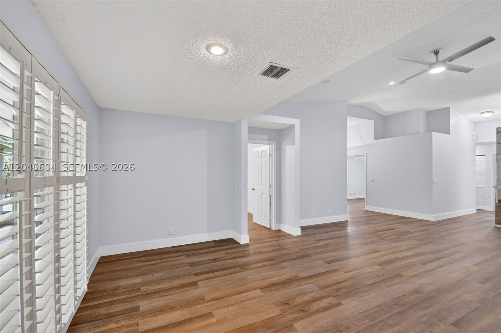 SAUSALITO PLACE - Residential