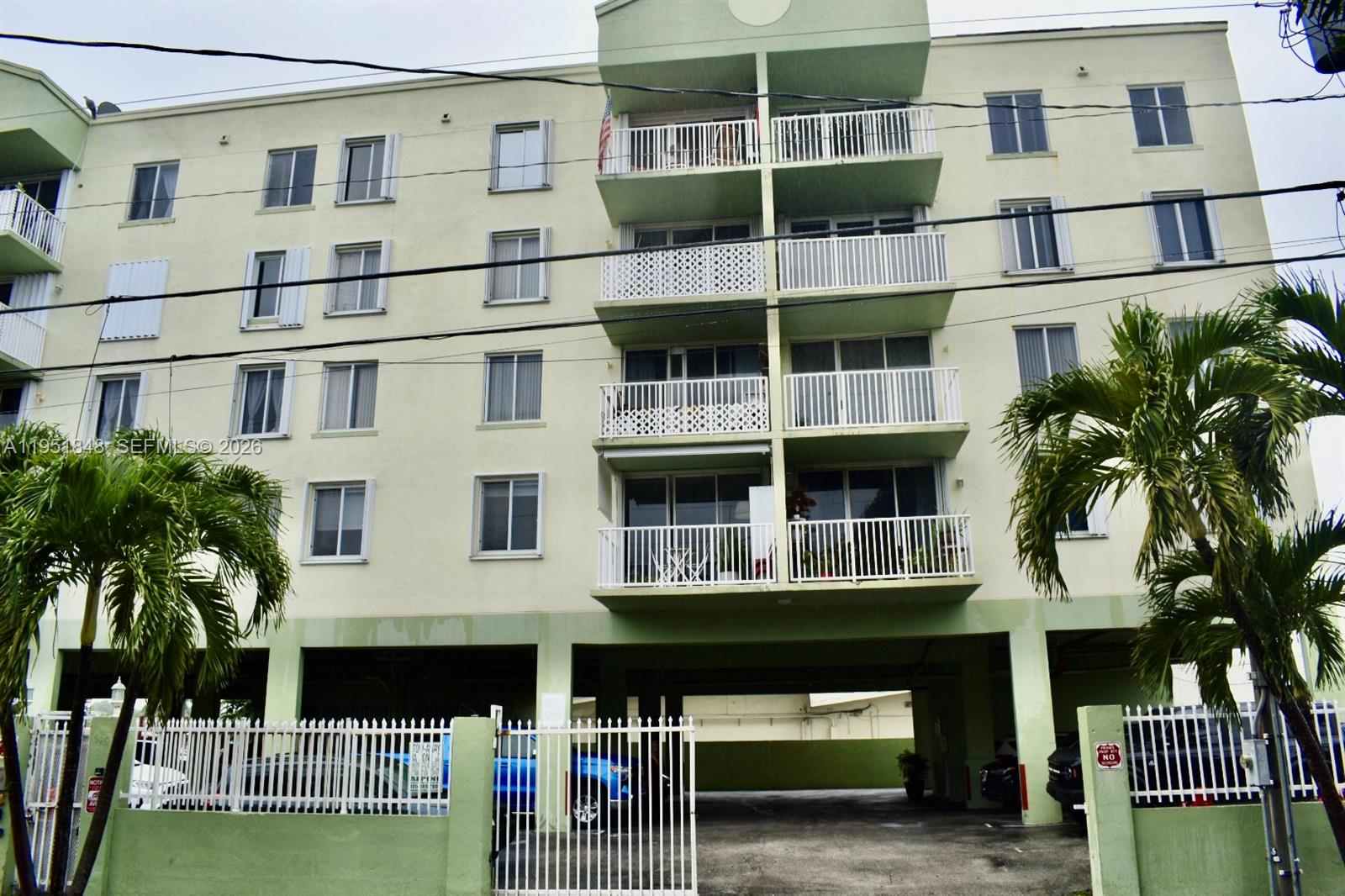 HIGHPOINT CONDO - Residential