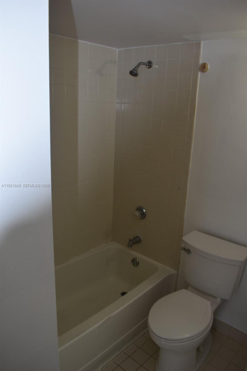HIGHPOINT CONDO - Residential