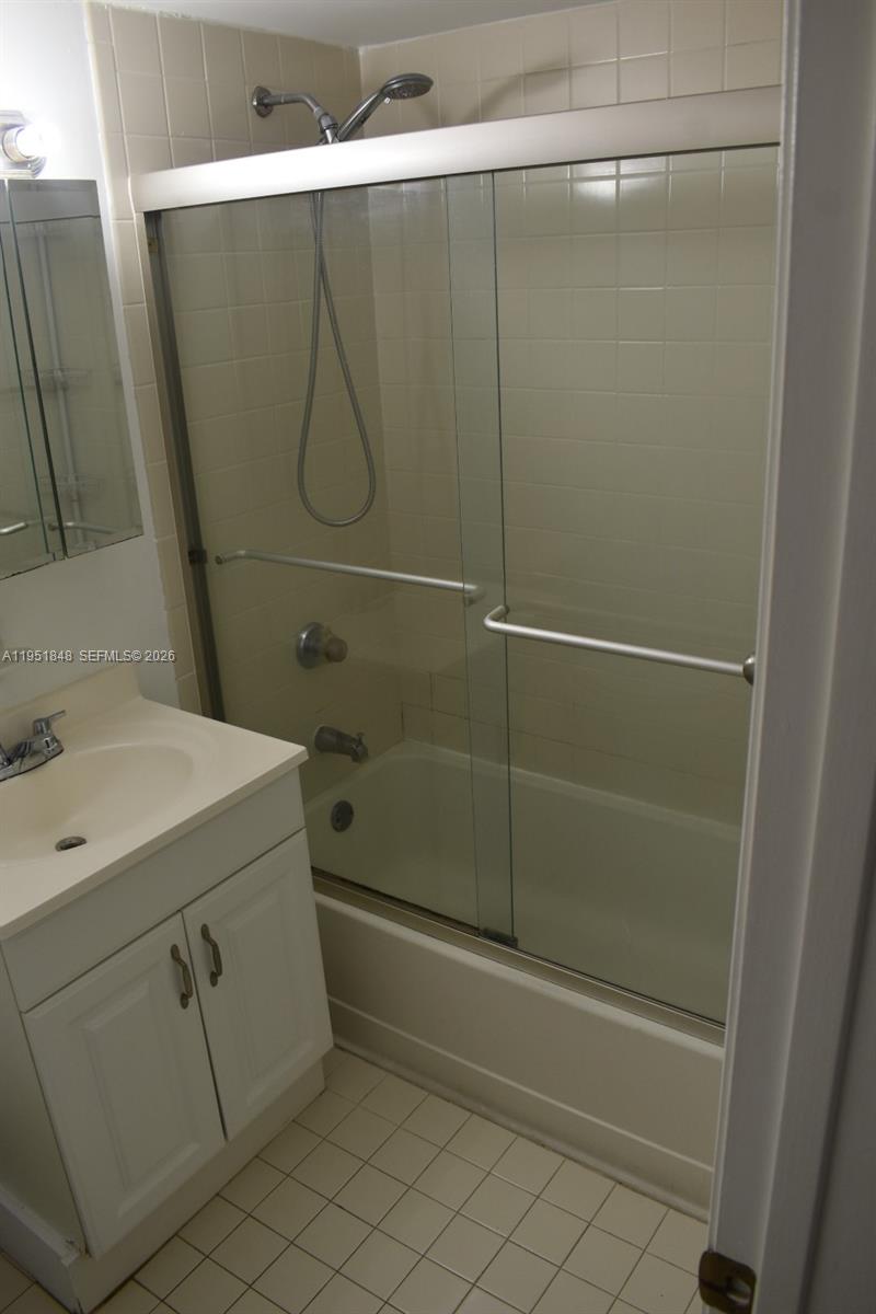 HIGHPOINT CONDO - Residential