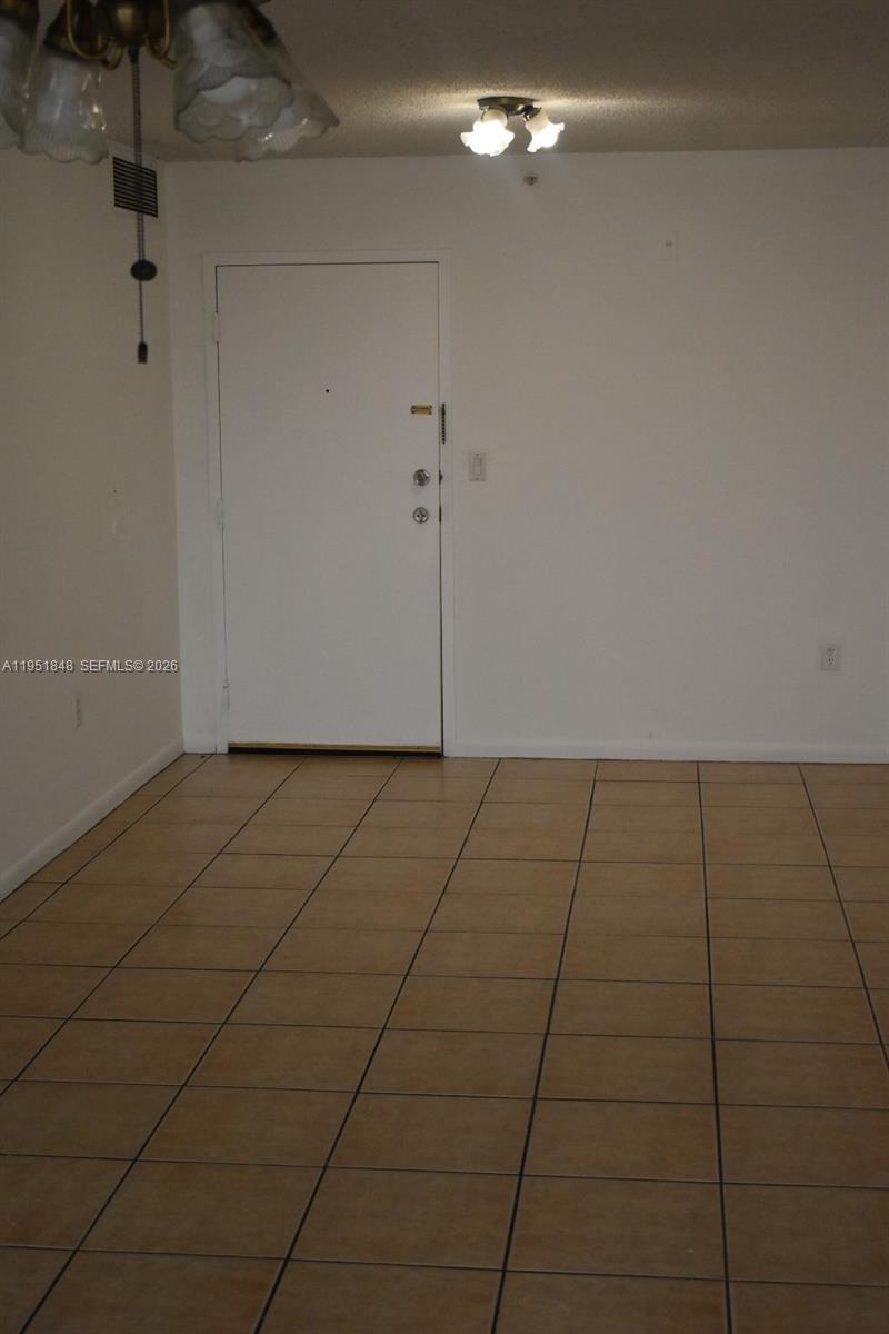 HIGHPOINT CONDO - Residential