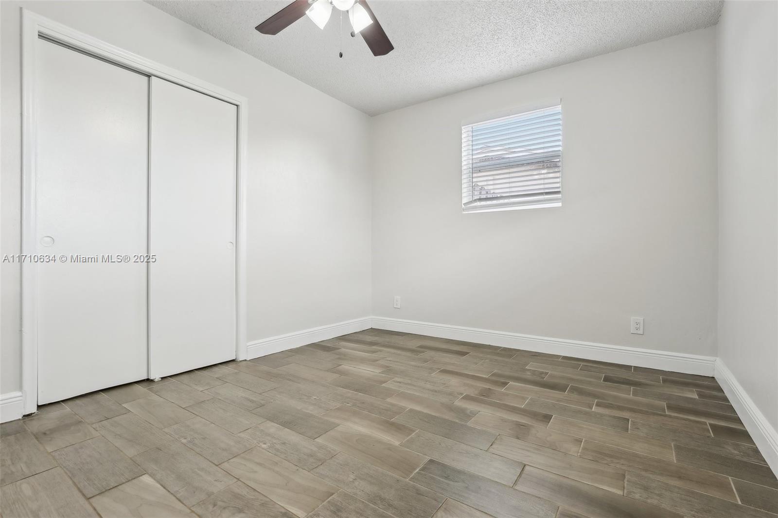 SPRINGBANK PARK - Residential