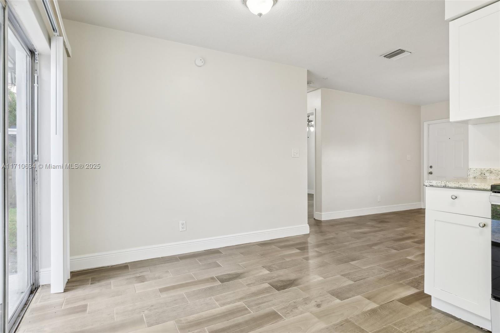SPRINGBANK PARK - Residential