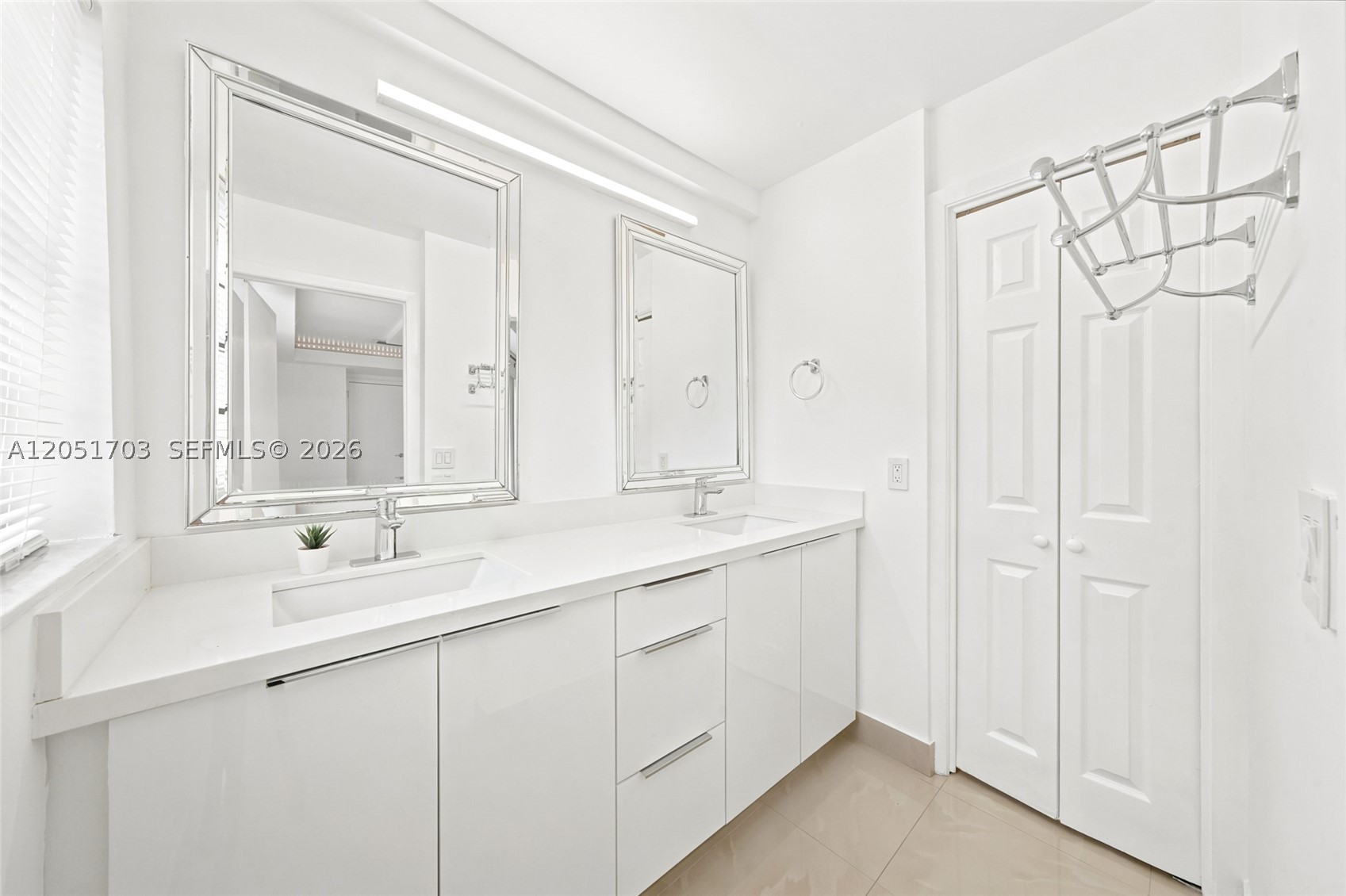 9674 GOLFVIEW VILLAS COND - Residential