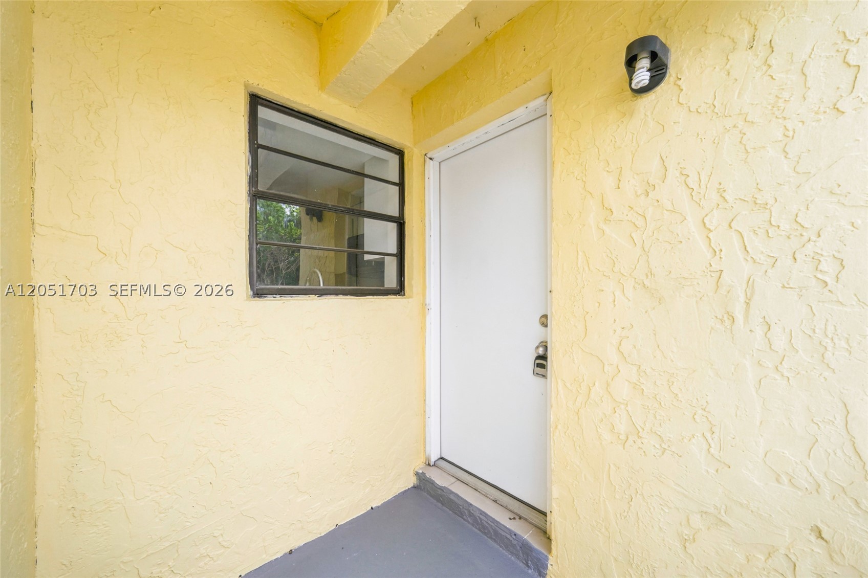 9674 GOLFVIEW VILLAS COND - Residential