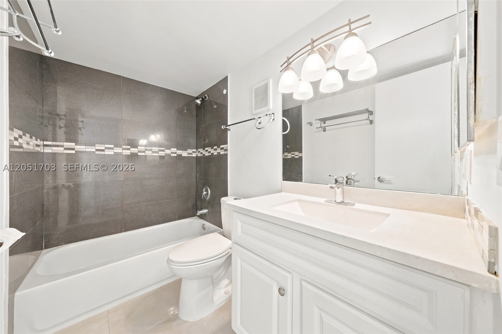 9674 GOLFVIEW VILLAS COND - Residential