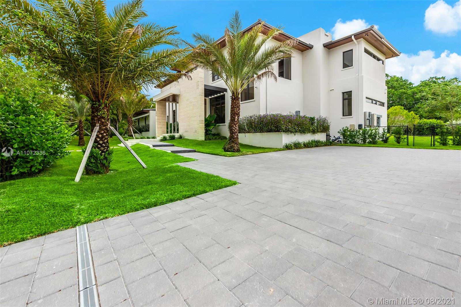 romeo - Residential