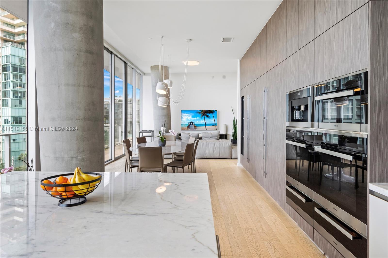 DINNER KEY - Residential