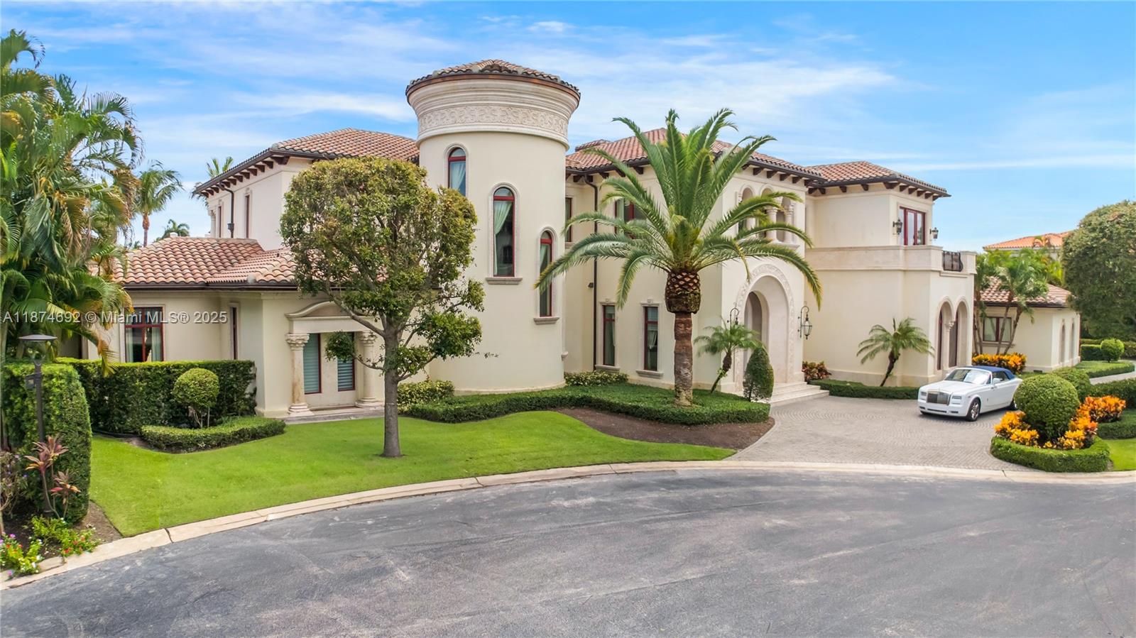SANCTUARY - Residential