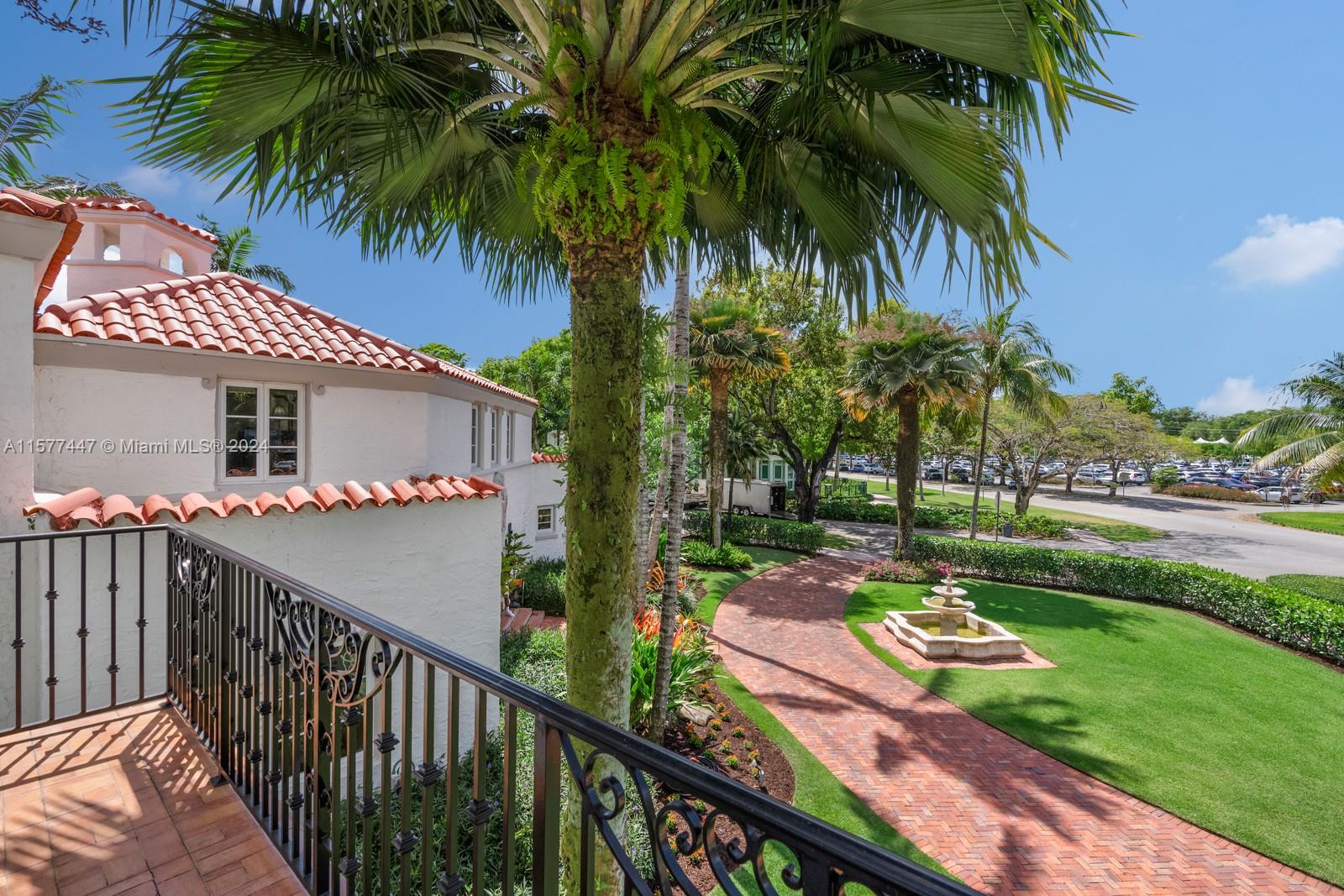 CORAL GABLE COUNTRY CLUB - Residential
