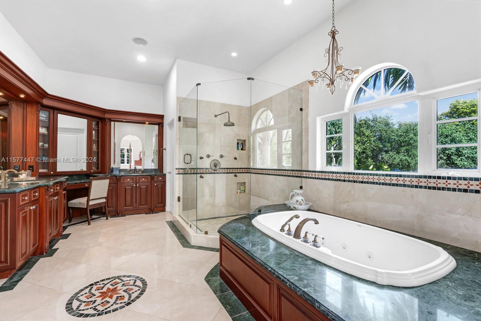CORAL GABLE COUNTRY CLUB - Residential