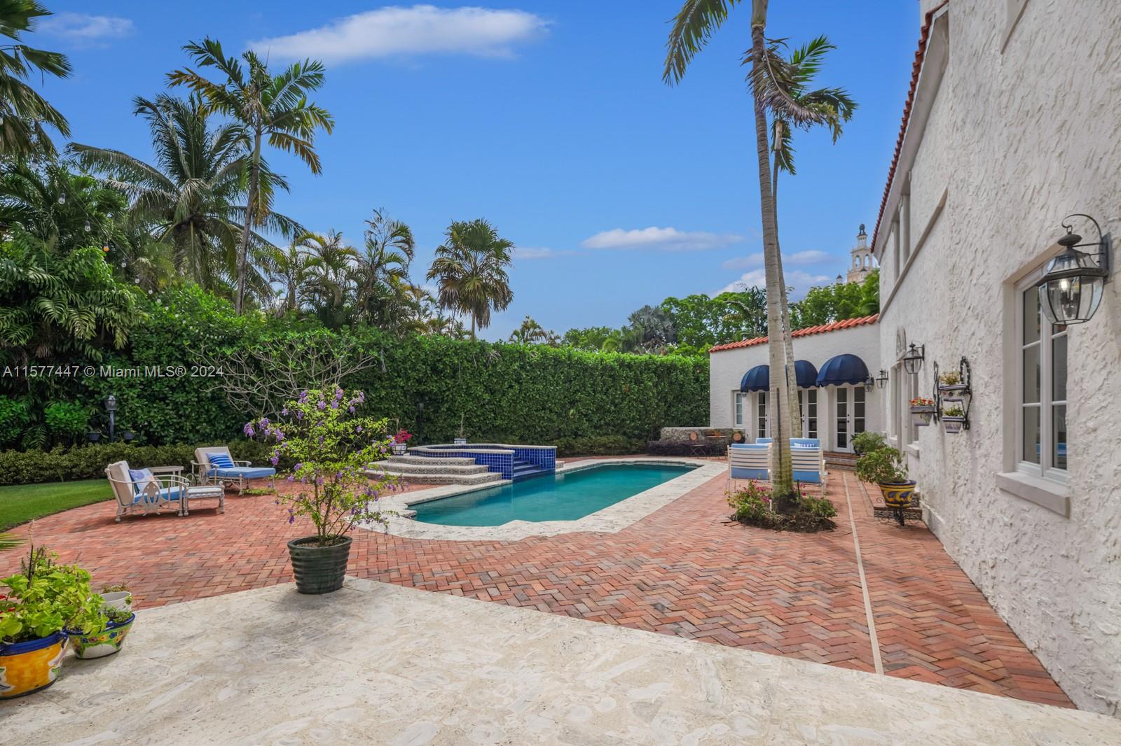 CORAL GABLE COUNTRY CLUB - Residential