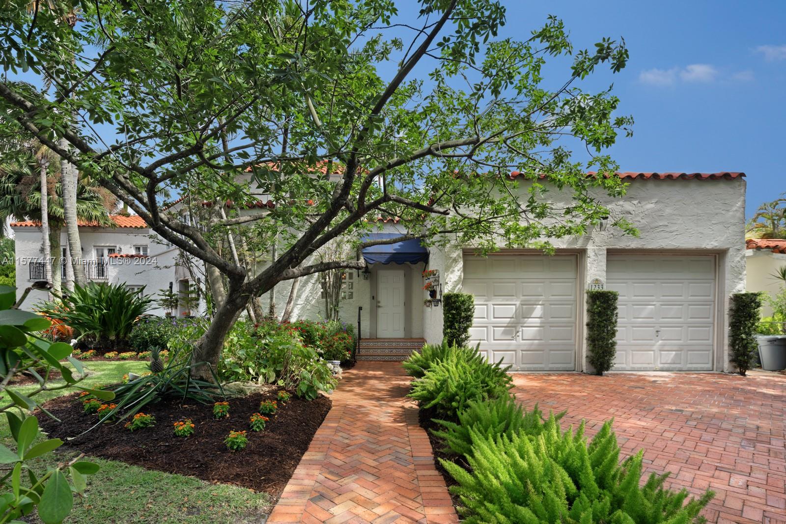 CORAL GABLE COUNTRY CLUB - Residential
