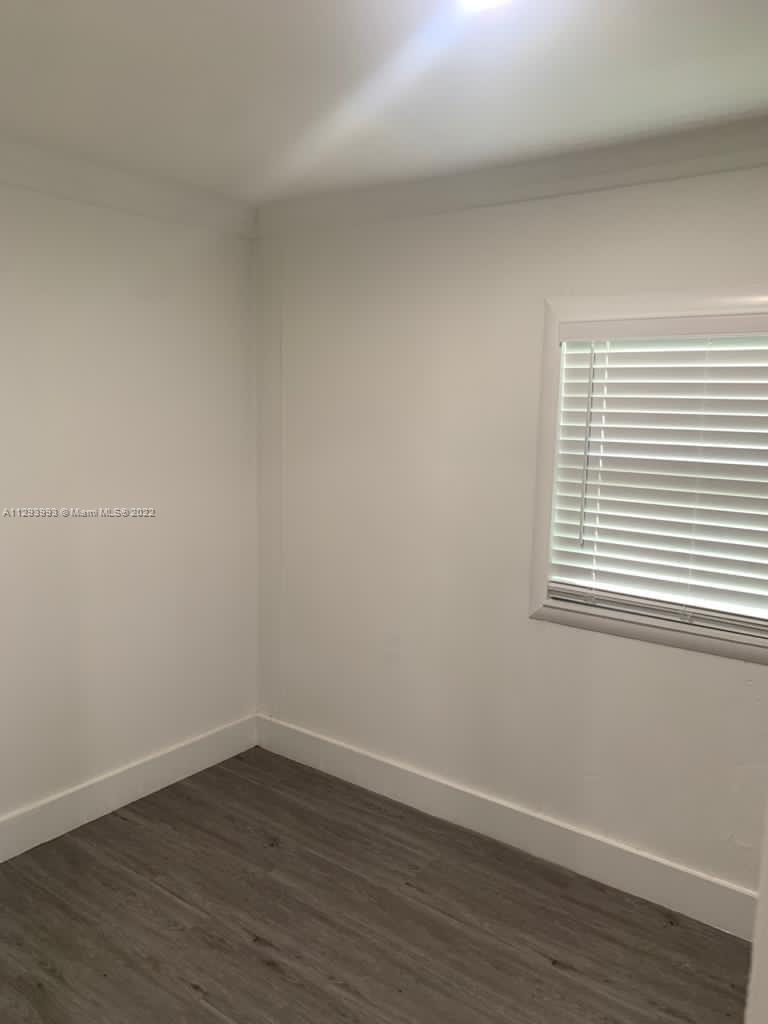 DIXIE HIGHWAY TRACK - Residential